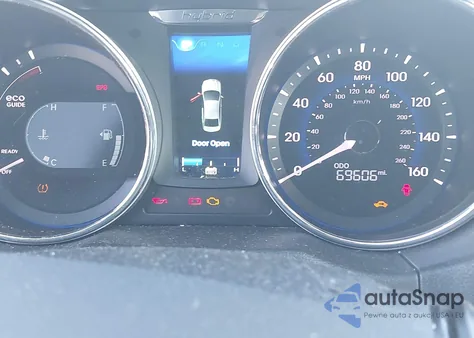 2015 Hyundai Sonata Hybrid Limited from USA, damaged, VIN KMHEC4A4XFA125589